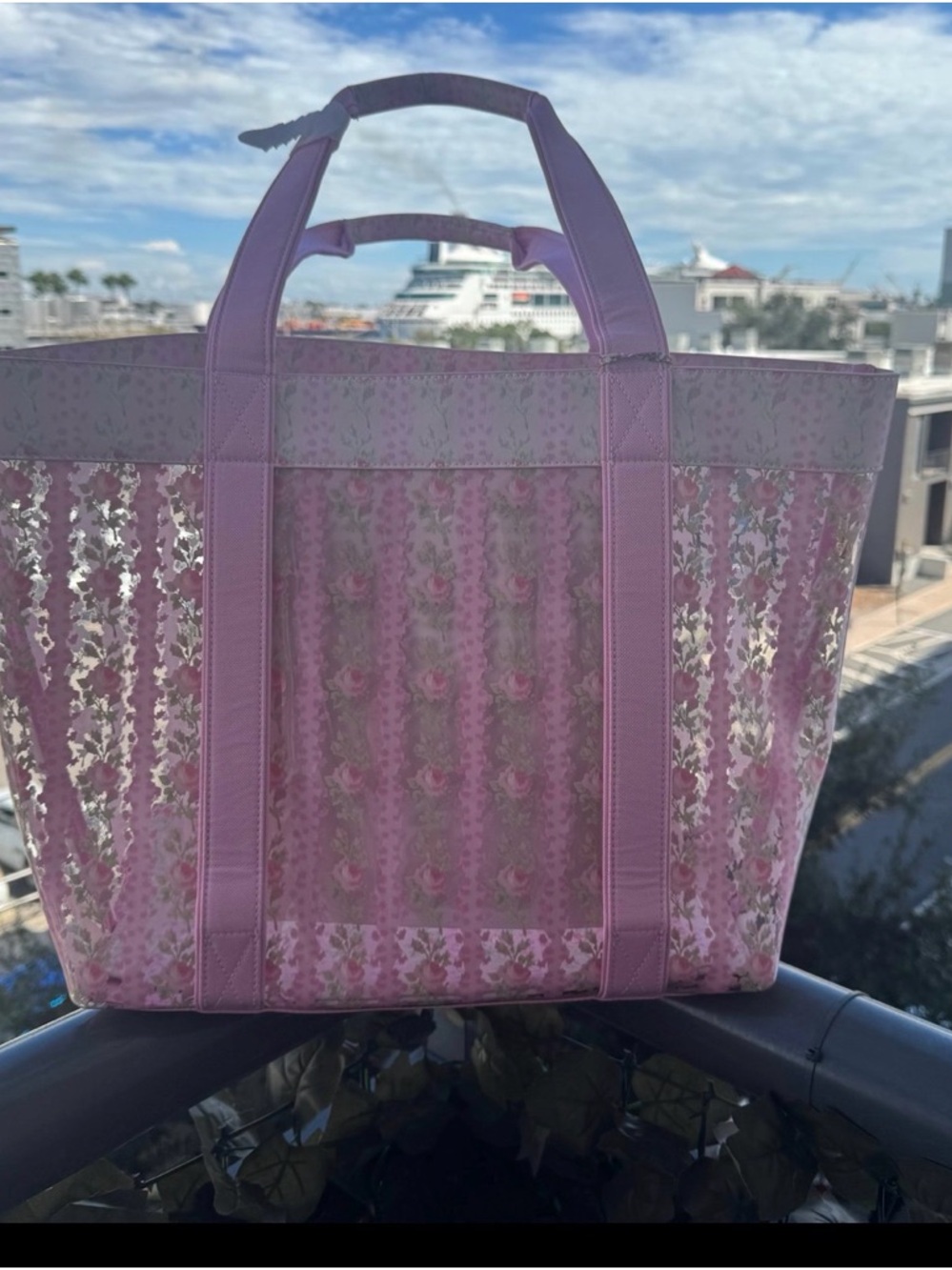 BNWT LSF. LoveShackFancy Marjorie Floral Beach Tote Pink Strawberry Macaroon